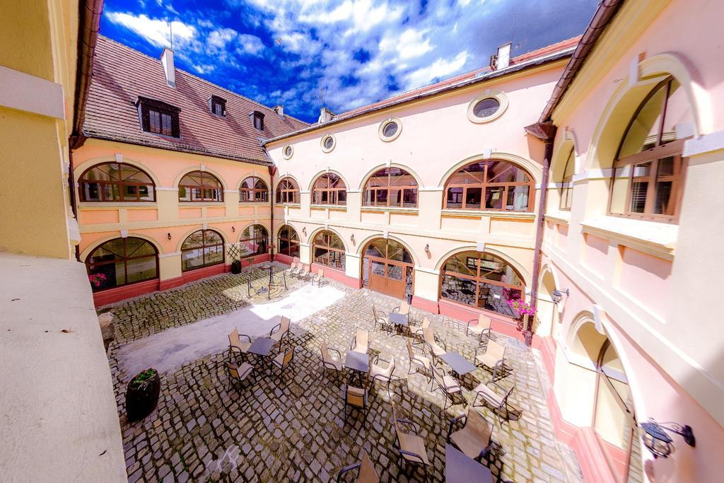 Palac Krobielowice Katy Wroclawskie Exterior foto