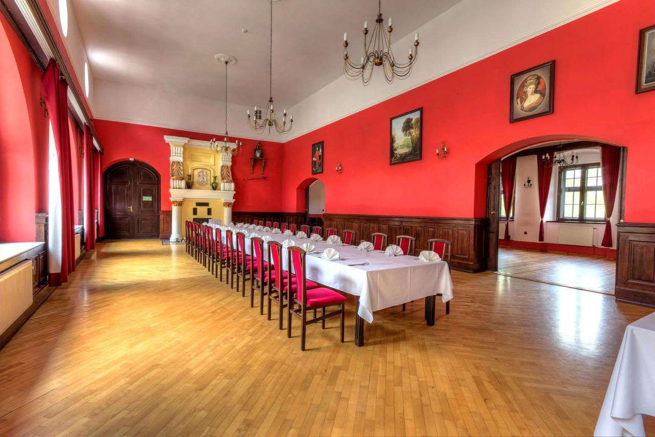 Palac Krobielowice Katy Wroclawskie Exterior foto